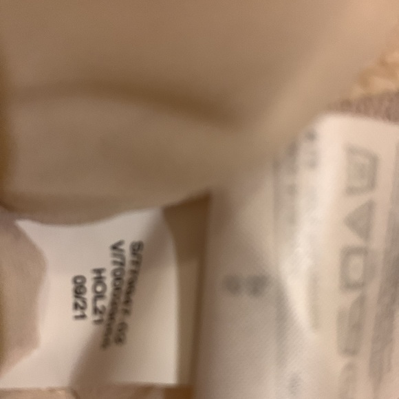 Banana Republic top with matching camisole - Picture 9 of 13